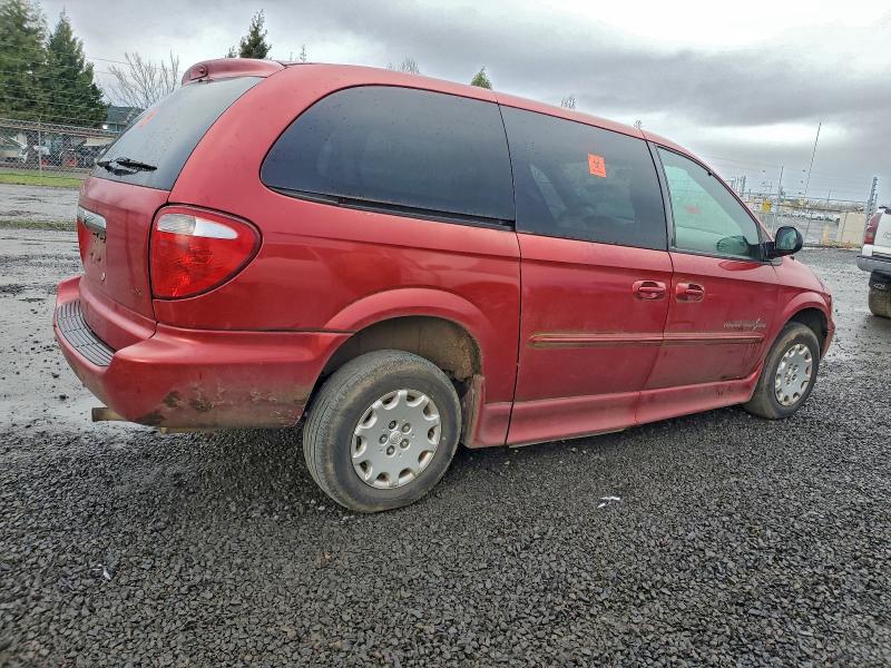 Photo 3 from auction – 2003 CHRYSLER TOWN & COU with VIN 2C4GP44313R312327