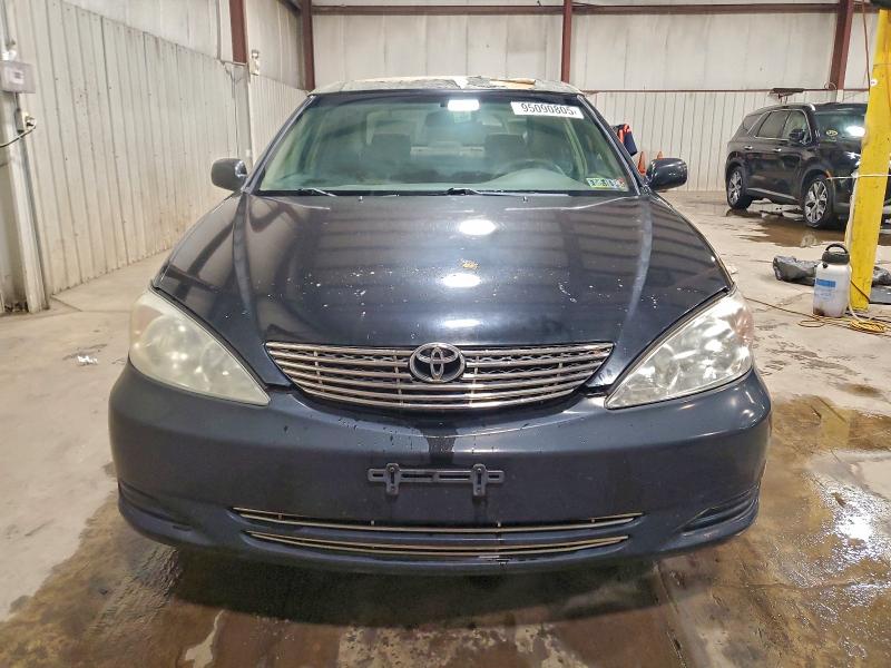 Photo 5 from auction – 2004 TOYOTA CAMRY LE with VIN 4T1BE32K64U296159