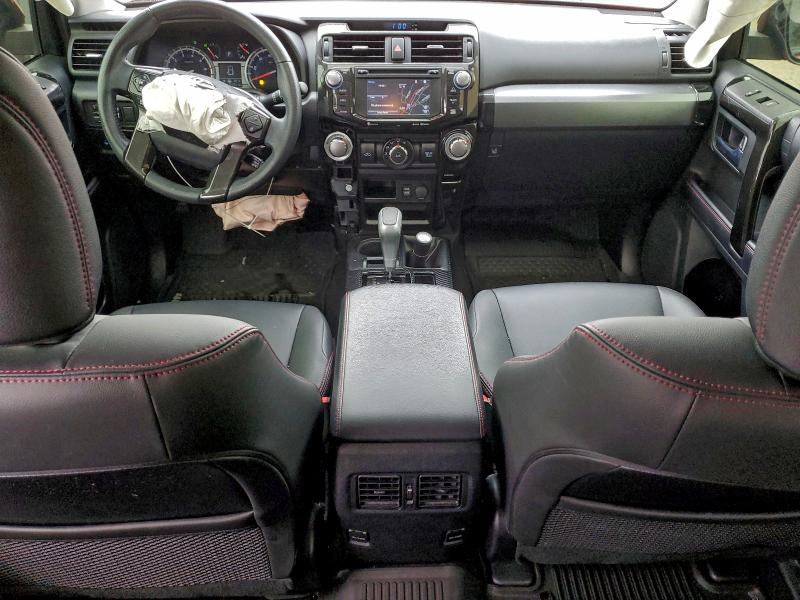 Photo 8 from auction – 2019 TOYOTA 4RUNNER SR with VIN JTEBU5JR3K5616414