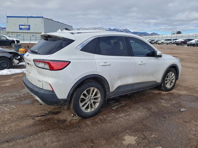 Photo 3 from auction – 2020 FORD ESCAPE with VIN 1FMCU0G6XLUB31974