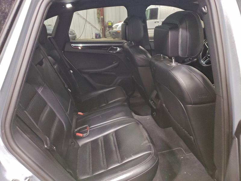 Photo 11 from auction – 2015 PORSCHE MACAN S with VIN WP1AB2A52FLB50170