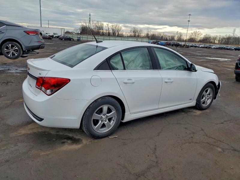 Photo 3 from auction – 2011 CHEVROLET CRUZE with VIN 1G1PG5S90B7233947