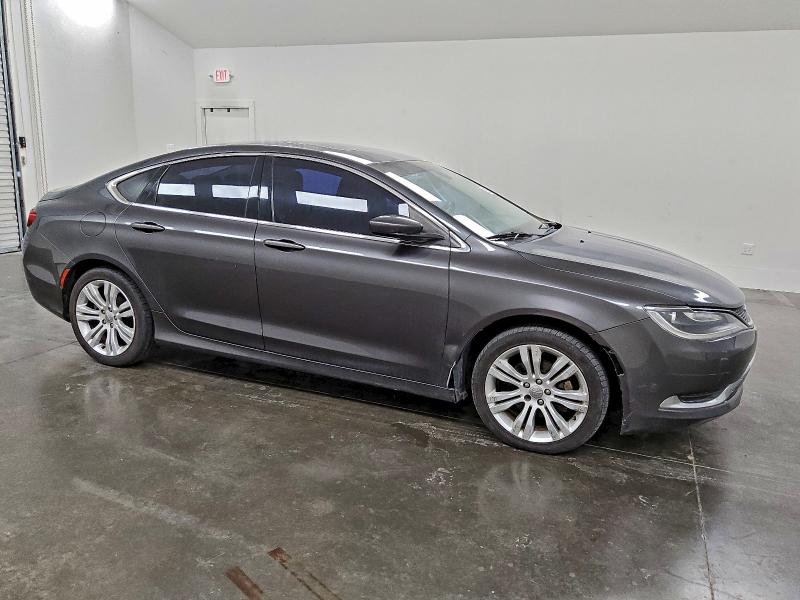 Photo 4 from auction – 2015 CHRYSLER 200 LIMITE with VIN 1C3CCCAB4FN532549