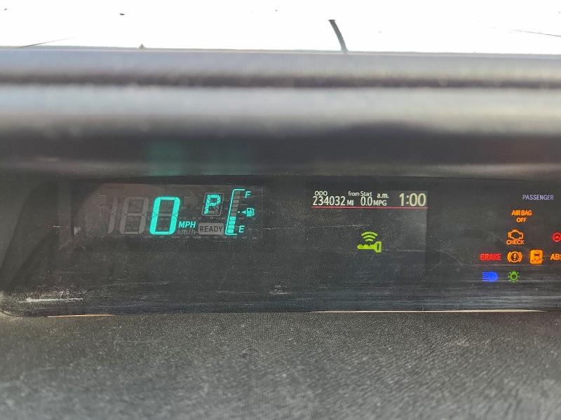 Photo 9 from auction – 2013 TOYOTA PRIUS C with VIN JTDKDTB35D1531426