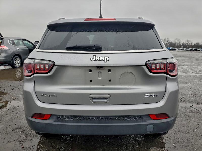 Photo 6 from auction – 2020 JEEP COMPASS LA with VIN 3C4NJDBB1LT116775