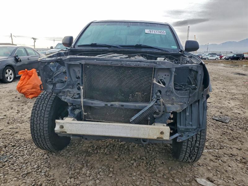 Photo 5 from auction – 2015 TOYOTA TACOMA DOU with VIN 3TMLU4EN3FM172056