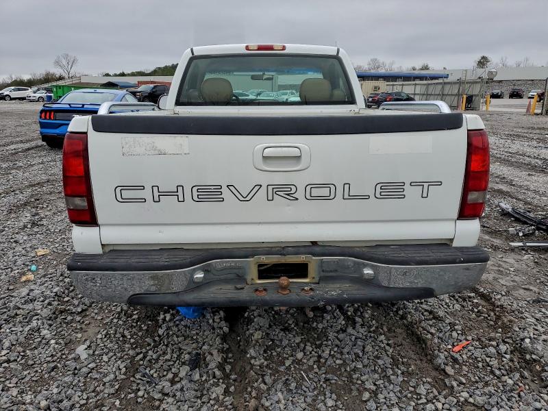 Photo 6 from auction – 2000 CHEVROLET SILVERADO with VIN 1GCEC14W8YZ163536