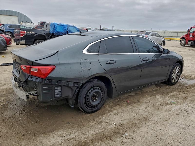 Photo 3 from auction – 2018 CHEVROLET MALIBU LT with VIN 1G1ZD5ST1JF135916