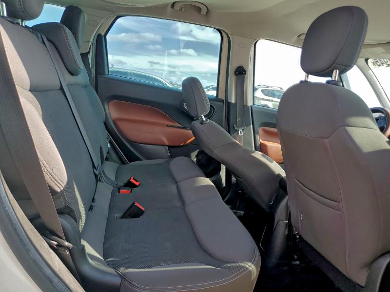 Photo 10 from auction – 2014 FIAT 500L with VIN ZFBCFADHXEZ019615