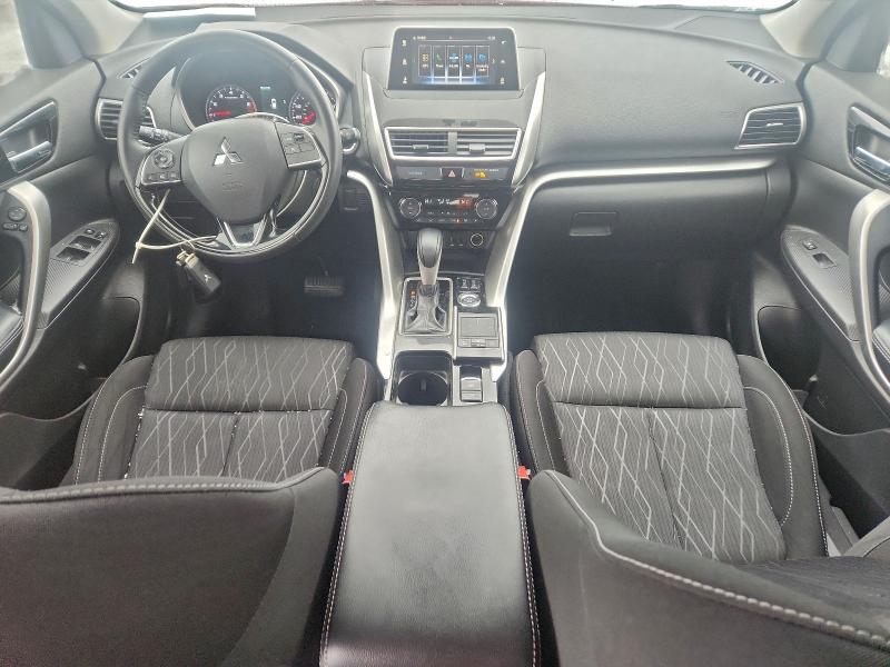 Photo 8 from auction – 2018 MITSUBISHI ECLIPSE CR with VIN JA4AT5AA1JZ056830