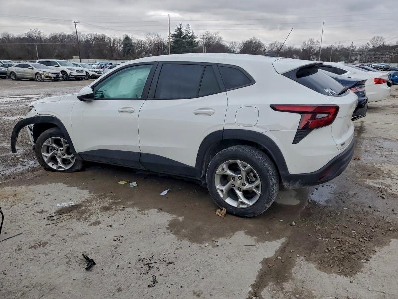 Photo 2 from auction – 2024 CHEVROLET TRAX LS with VIN KL77LFE23RC020769