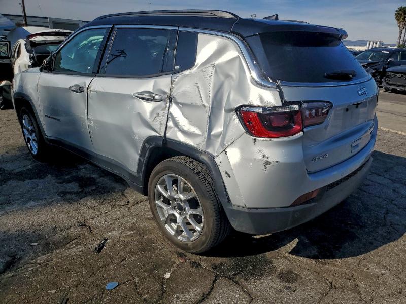 Zdjęcie 2 z aukcji – 2025 JEEP COMPASS LI z VIN 3C4NJDCN4ST507040