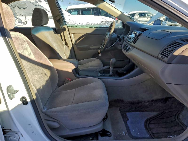 Photo 7 from auction – 2003 TOYOTA CAMRY LE with VIN 4T1BF32K43U055146