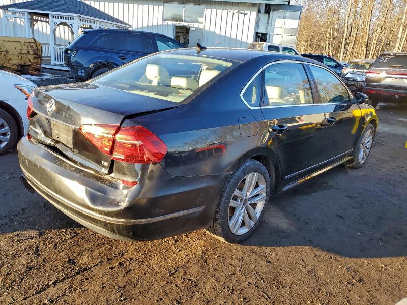 Photo 3 from auction – 2016 VOLKSWAGEN PASSAT with VIN 1VWCT7A32GC033836