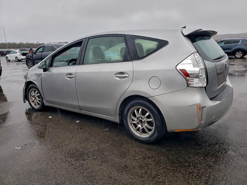 Photo 2 from auction – 2012 TOYOTA PRIUS V with VIN JTDZN3EU9C3117083