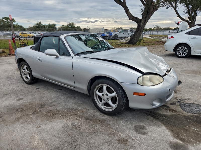 Photo 4 from auction – 2002 MAZDA MX-5 MIATA with VIN JM1NB353720233235