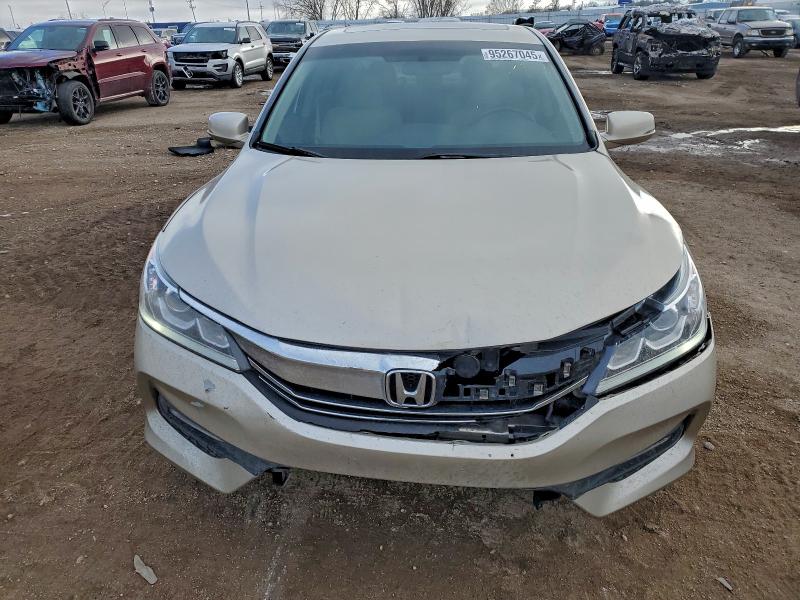 Photo 5 from auction – 2016 HONDA ACCORD with VIN 1HGCR2F76GA083975