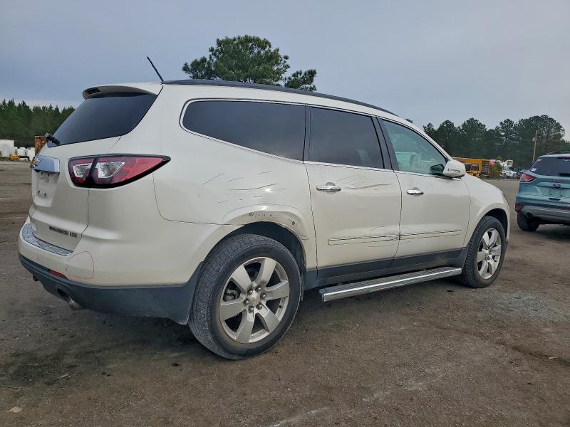 Photo 3 from auction – 2013 CHEVROLET TRAVERSE L with VIN 1GNKRLKD4DJ106393