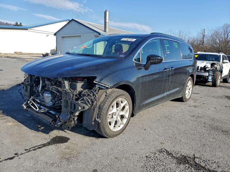 CHRYSLER PACIFICA T 2020 with VIN 2C4RC1FG9LR210213 - Photo from auction