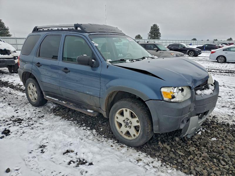 Photo 4 from auction – 2005 FORD ESCAPE XLT with VIN 1FMYU93175KA39868