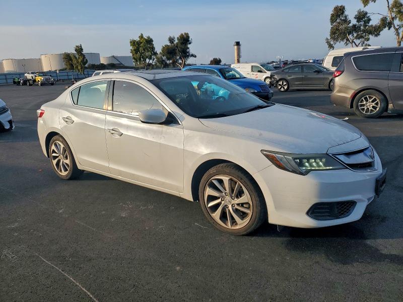 Photo 4 from auction – 2016 ACURA ILX BASE W with VIN 19UDE2F32GA025049
