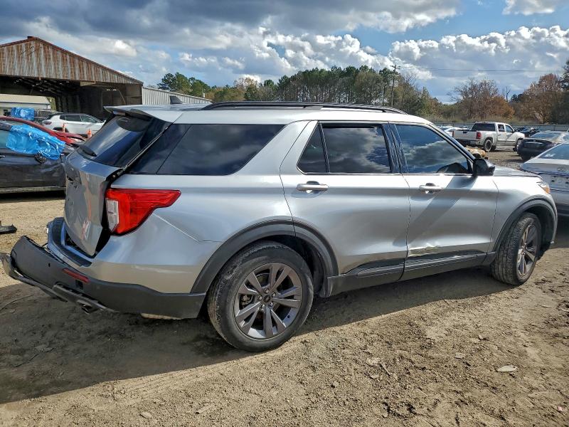 Photo 3 from auction – 2022 FORD EXPLORER X with VIN 1FMSK7DH2NGA75871