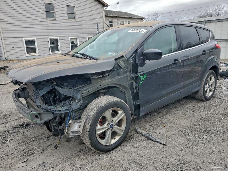 Photo 1 from auction – 2015 FORD ESCAPE SE with VIN 1FMCU9GXXFUA82566