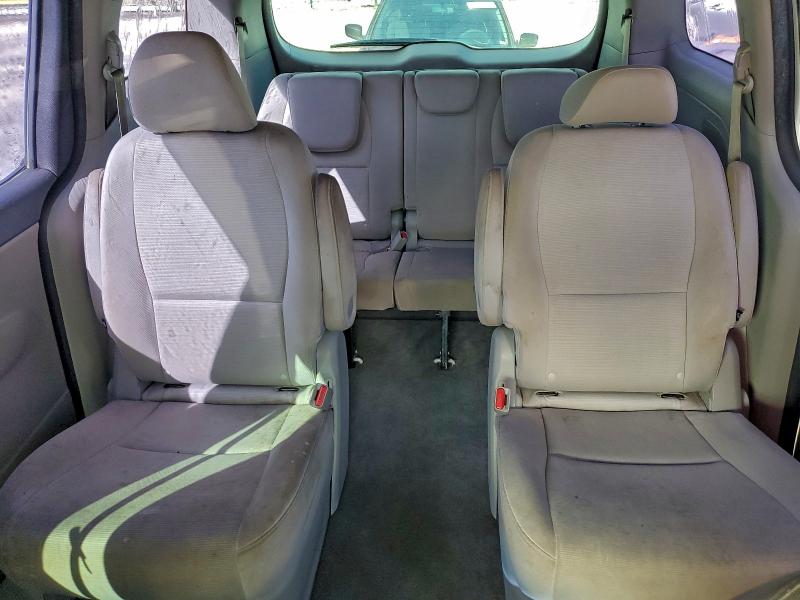 Photo 10 from auction – 2015 KIA SEDONA L with VIN KNDMA5C17F6038525