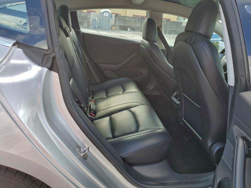 Photo 10 from auction – 2018 TESLA MODEL 3 with VIN 5YJ3E1EA7JF034882