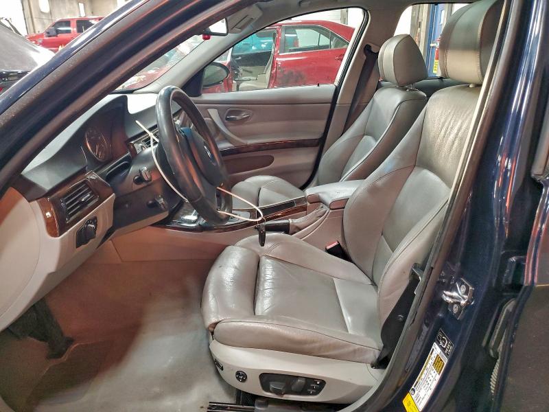 Photo 7 from auction – 2006 BMW 325 I with VIN WBAVB13596KX45465