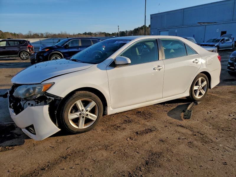 Photo 1 from auction – 2014 TOYOTA CAMRY L with VIN 4T1BF1FK3EU308636