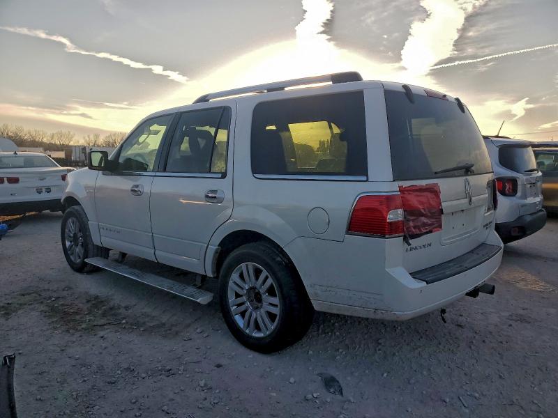 Photo 2 from auction – 2009 LINCOLN NAVIGATOR with VIN 5LMFU28559EJ00212