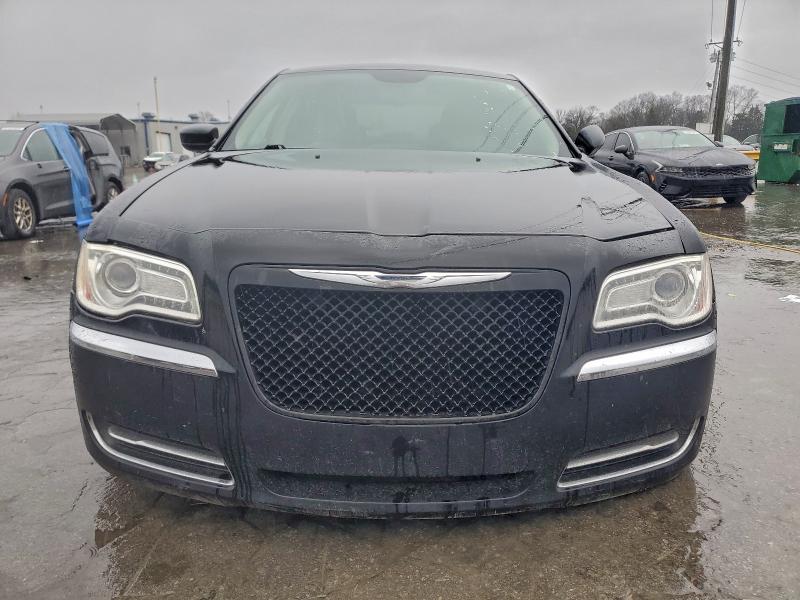 Photo 5 from auction – 2014 CHRYSLER 300 with VIN 2C3CCAAG1EH309456