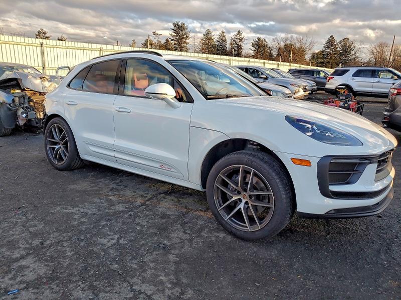 Photo 4 from auction – 2024 PORSCHE MACAN BASE with VIN WP1AA2A57RLB18998
