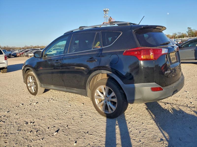 Photo 2 from auction – 2015 TOYOTA RAV4 LIMIT with VIN 2T3YFREV1FW221332