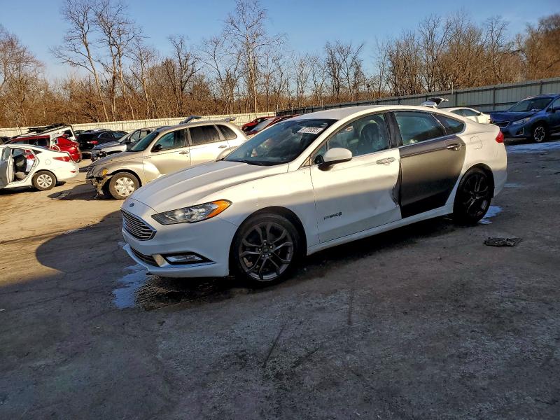 FORD FUSION 2018 with VIN 3FA6P0LU7JR202023 - Photo from auction