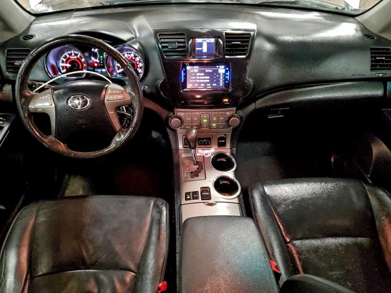 Photo 8 from auction – 2010 TOYOTA HIGHLANDER with VIN 5TDJK3EH1AS038740