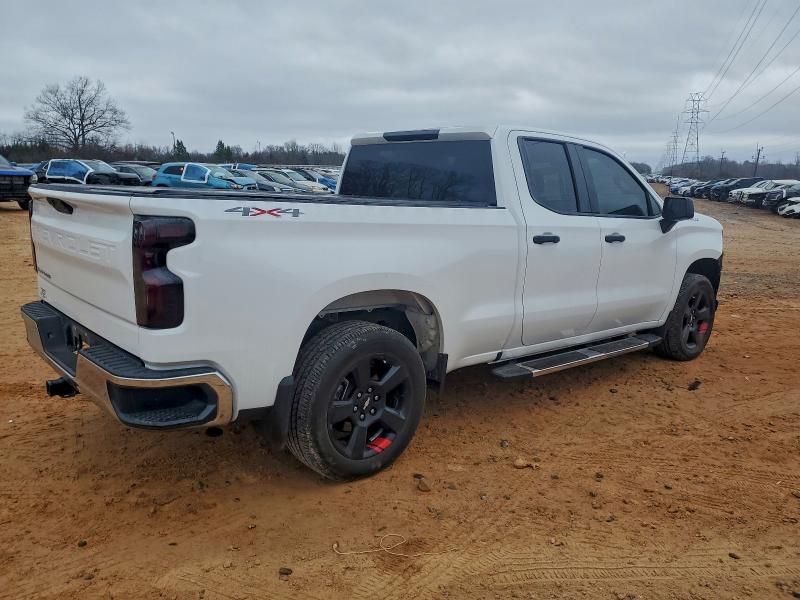 Photo 3 from auction – 2019 CHEVROLET SILVERADO with VIN 1GCRYAEHXKZ428287