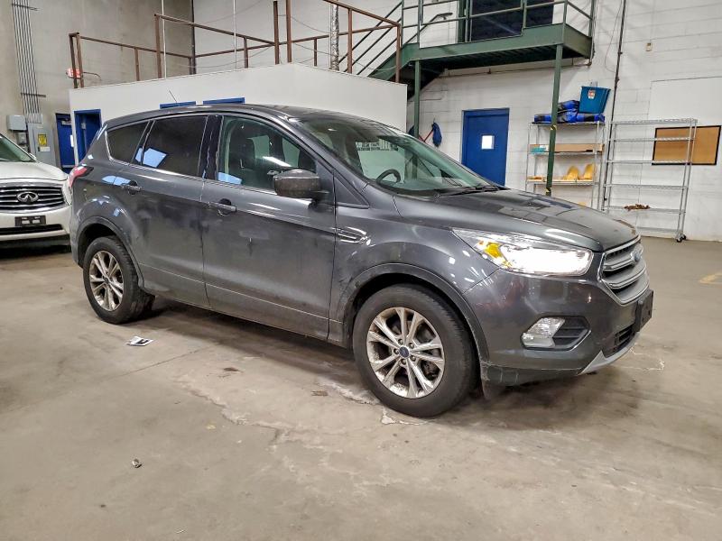 Photo 4 from auction – 2017 FORD ESCAPE SE with VIN 1FMCU0GD2HUC87898