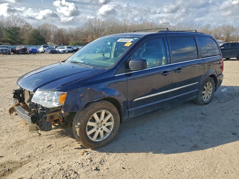 Photo 1 from auction – 2014 CHRYSLER TOWN & COU with VIN 2C4RC1BG0ER348800