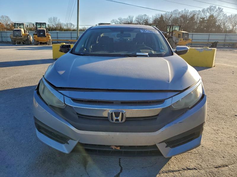 Zdjęcie 5 z aukcji – 2016 HONDA CIVIC EX z VIN 19XFC2F76GE052803