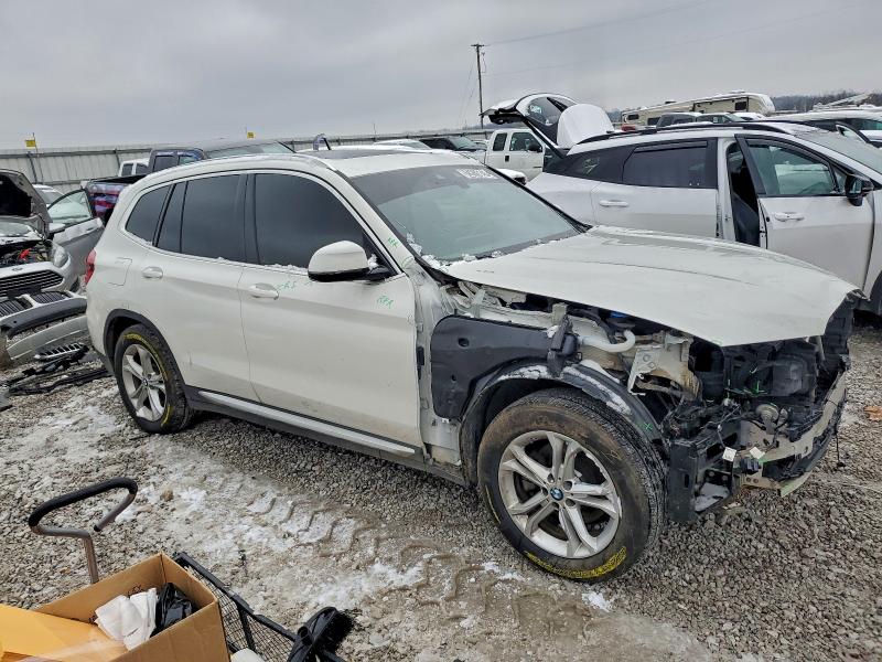 Photo 4 from auction – 2019 BMW X3 XDRIVE3 with VIN 5UXTR9C57KLP95160