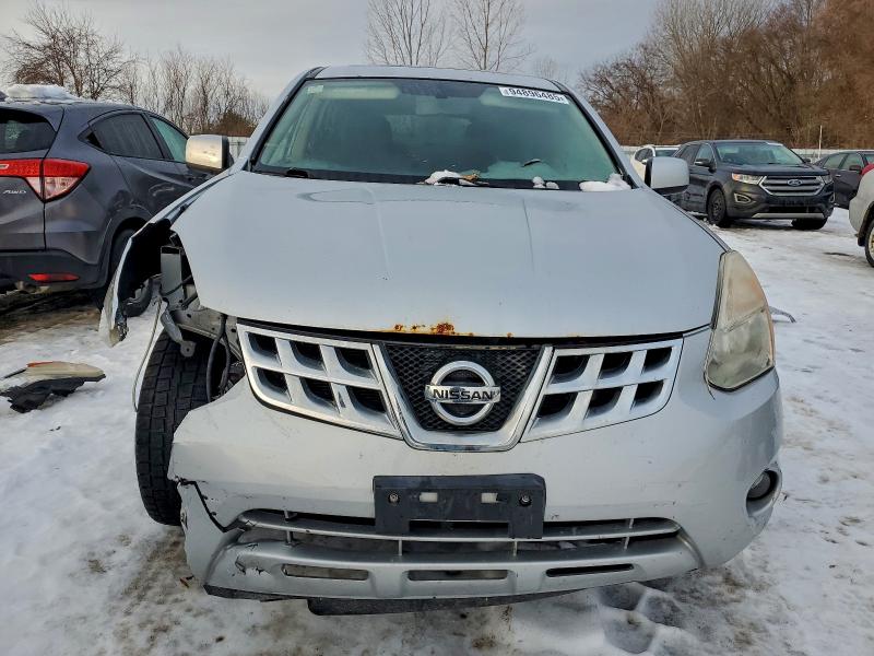 Photo 5 from auction – 2013 NISSAN ROGUE S with VIN JN8AS5MT2DW037218