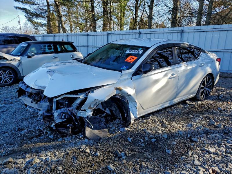Photo 1 from auction – 2019 NISSAN ALTIMA SR with VIN 1N4BL4CW1KC184606