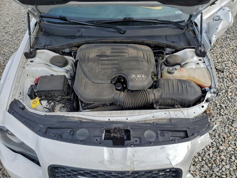 Photo 11 from auction – 2015 CHRYSLER 300 S with VIN 2C3CCAGG0FH787456