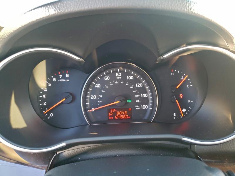 Photo 9 from auction – 2015 KIA SORENTO LX with VIN 5XYKTCA60FG649496