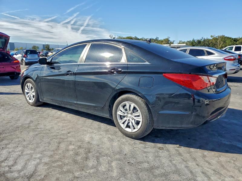 Photo 2 from auction – 2012 HYUNDAI SONATA with VIN 5NPEB4AC9CH366093