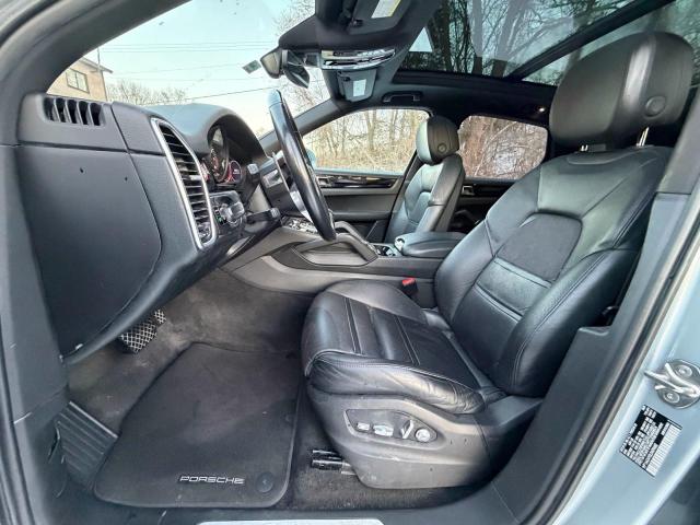 Photo 11 from auction – 2020 PORSCHE CAYENNE with VIN WP1AA2AY0LDA09682