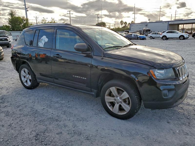 Photo 4 from auction – 2016 JEEP COMPASS with VIN 1C4NJCBA6GD742920