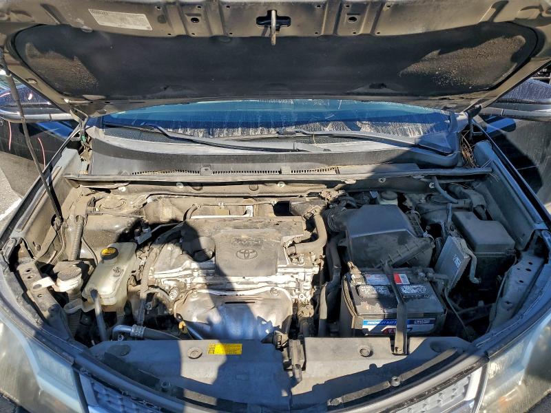 Photo 12 from auction – 2015 TOYOTA RAV4 LIMIT with VIN 2T3YFREV3FW178015